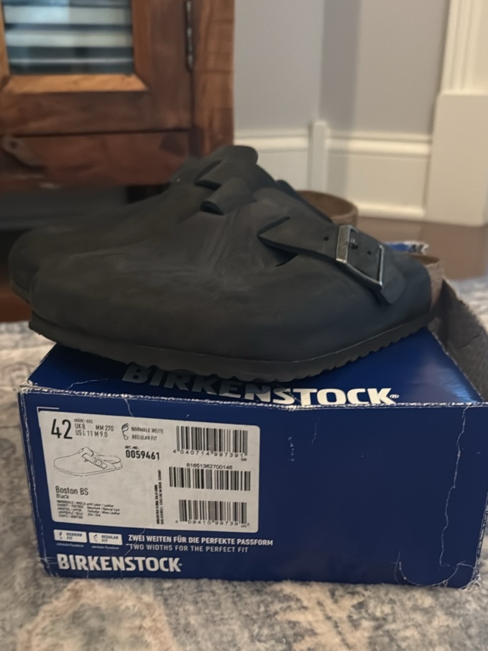 Birkenstock Boston Clogs – Black – Size 42 (Men’s 9)
